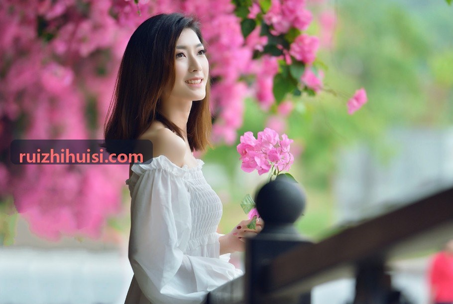 机加车间J9集团（china）公司官网实施后设备停机工单与产线看板对照现场